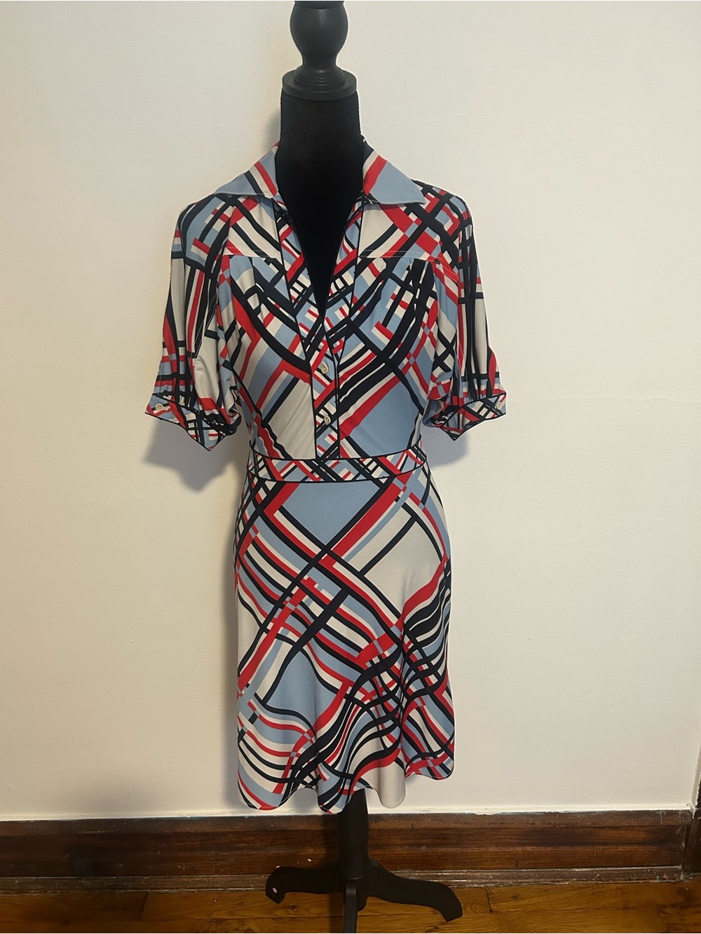 BCBG Max Azria geometric print midi dress in XS.